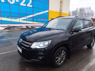 2014 Volkswagen Tiguan I Рестайлинг, чёрный, 1150000 рублей, вид 1