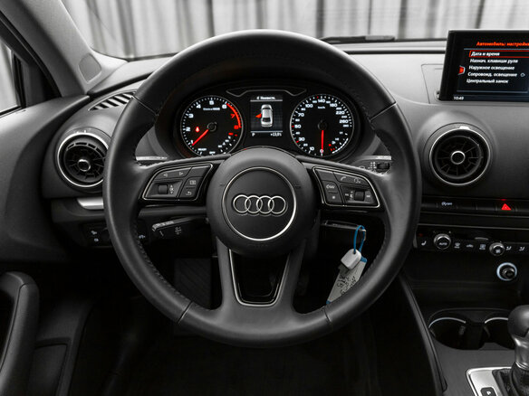 2019 Audi A3 III (8V) Рестайлинг, серый, 2390000 рублей - вид 11