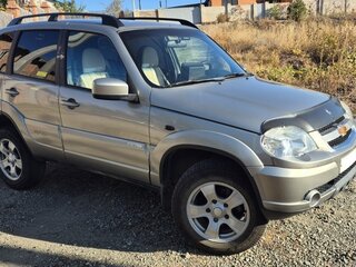2012 Chevrolet Niva I Рестайлинг, серый, 650000 рублей, вид 4