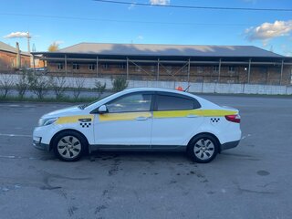 2014 Kia Rio III, белый, 580000 рублей, вид 4