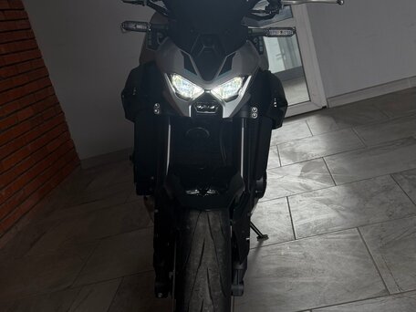 2025 Kawasaki Z 900RS, серебристый, 1050650 рублей, вид 5
