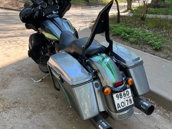 2010 Harley-Davidson Electra Glide, серый, 1000000 рублей - вид 5