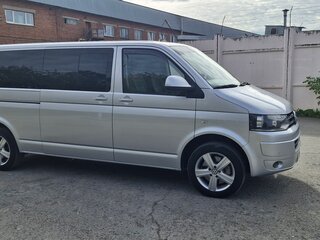 2012 Volkswagen Caravelle LWB Long T5 Рестайлинг, серебристый, 2300000 рублей, вид 3