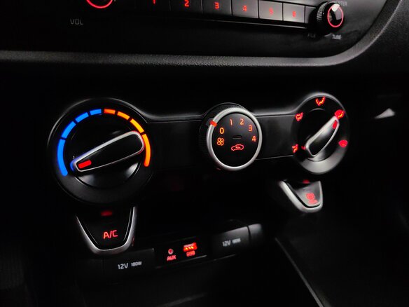 2018 Kia Rio IV, белый, 1121000 рублей - вид 14
