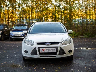 2013 Ford Focus III, белый, 500000 рублей, вид 3