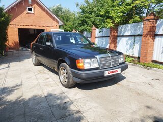 1989 Mercedes-Benz W124 260, чёрный, 850000 рублей, вид 2