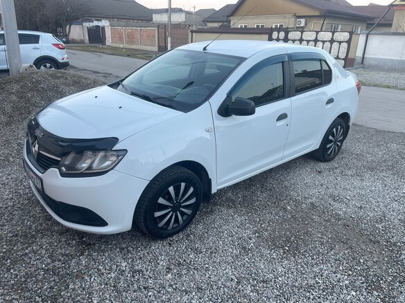 2016 Renault Logan II, белый, 375000 рублей