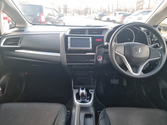 2014 Honda Fit III, серебристый, 820000 рублей - вид 5