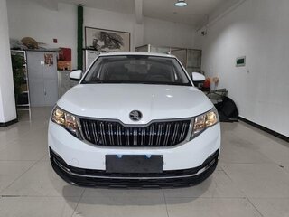 2022 Skoda Kamiq I (China Market), белый, 1920000 рублей, вид 3