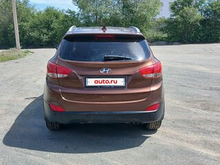 2013 Hyundai ix35 I Рестайлинг, коричневый, 1250000 рублей, вид 3