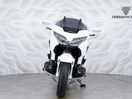 2026 Honda GL 1800 Gold Wing, белый, 3777000 рублей, вид 4