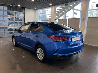 2021 Hyundai Solaris II Рестайлинг, синий, 1734000 рублей, вид 5