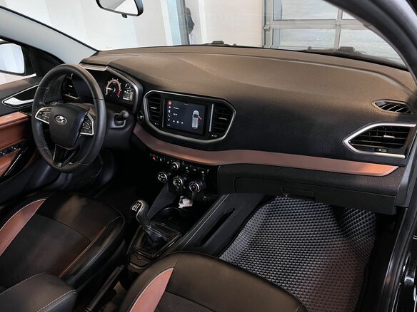 2025 Lada (ВАЗ) Vesta SW Cross I Рестайлинг (NG), чёрный, 1510000 рублей - вид 11