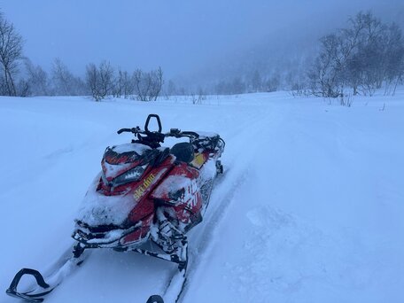 2018 BRP Ski-Doo Summit 850, чёрный, 1000000 рублей, вид 2