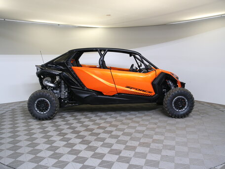2026 CFMoto Z10 EPS, золотистый, 3579900 рублей, вид 5
