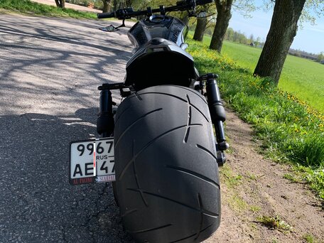 2009 Harley-Davidson V-Rod, серый, 2000000 рублей, вид 5