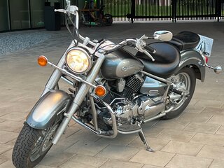2006 Yamaha XVS1100, серый, 605489 рублей, вид 1