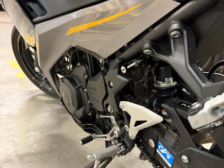 2022 Kawasaki Ninja 400, чёрный, 550000 рублей, вид 3