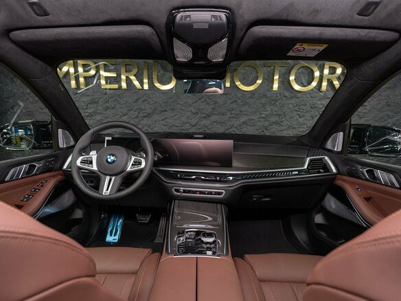 2026 BMW X7 M60i I (G07) Рестайлинг, чёрный, 22290000 рублей - вид 9