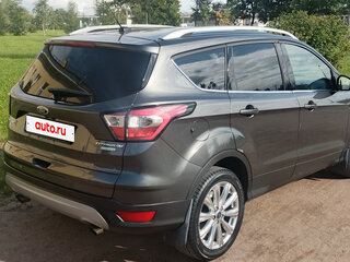 2017 Ford Escape III Рестайлинг, серый, 1500000 рублей, вид 3
