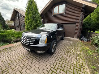 2011 Cadillac Escalade III, чёрный, 2700000 рублей, вид 1