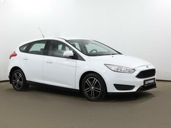 2016 Ford Focus III Рестайлинг, белый, 990000 рублей