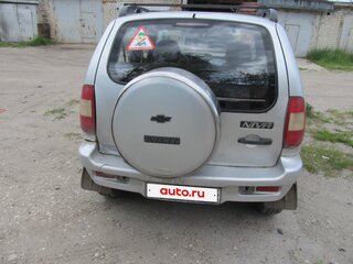 2005 Chevrolet Niva I, серебристый, 250000 рублей, вид 4