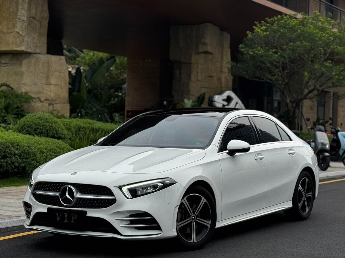 Открыть фотографии: Mercedes-Benz A-Класс IV (W177) Рестайлинг
