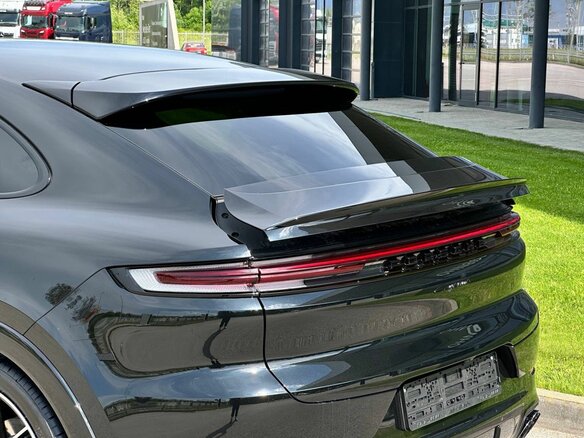 2026 Porsche Cayenne Coupé III Рестайлинг, чёрный - вид 3