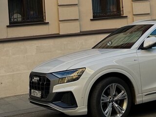 2021 Audi Q8 45 TDI I (4M), белый, 7050000 рублей, вид 5