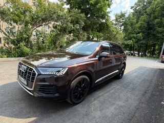 2020 Audi Q7 45 TDI II (4M) Рестайлинг, коричневый, 5950000 рублей, вид 4