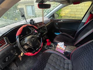2018 Volkswagen Tiguan II, чёрный, 2000000 рублей, вид 5