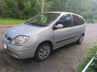 2000 Renault Scenic I Рестайлинг, серебристый, 230000 рублей, вид 1