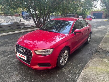 2018 Audi A3 III (8V) Рестайлинг, красный, вид 1