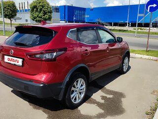 2020 Nissan Qashqai II Рестайлинг, красный, 2070000 рублей, вид 3