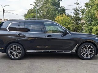 2019 BMW X7 40i I (G07), серый, 5635000 рублей, вид 3