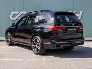 2020 BMW X7 30d I (G07), чёрный, 8299000 рублей, вид 2