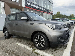 2018 Kia Soul II Рестайлинг, серебристый, 1370090 рублей, вид 5