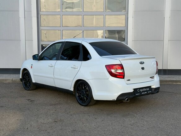 2015 Lada (ВАЗ) Granta Sport I, белый, 431000 рублей - вид 2
