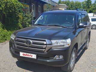 2016 Toyota Land Cruiser 200 Series Рестайлинг 2, чёрный, 6700000 рублей, вид 3