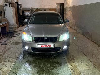 2012 Skoda Octavia II (A5) Рестайлинг, бежевый, 1060000 рублей, вид 1