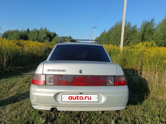 2005 Lada (ВАЗ) 2110, серебристый, 130000 рублей - вид 2