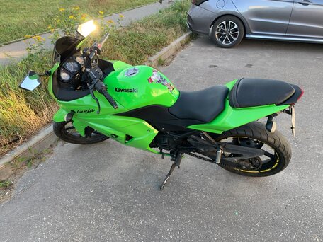 2012 Kawasaki Ninja 250R, зелёный, 265000 рублей, вид 4