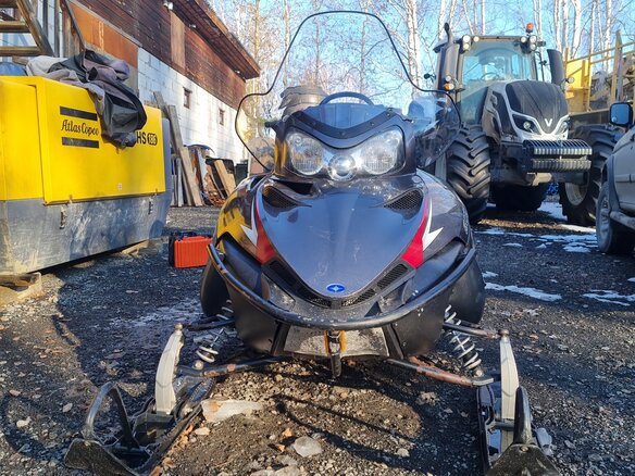 2011 Polaris Widetrak IQ, серый, 550000 рублей