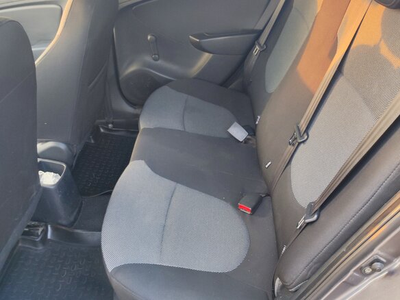 2011 Hyundai Solaris I, серый, 730000 рублей - вид 13