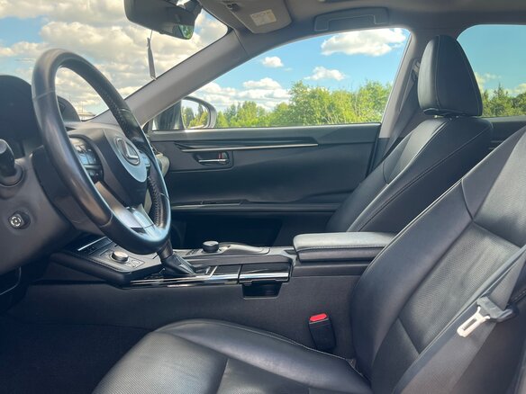 2017 Lexus ES 200 VI Рестайлинг, чёрный, 2400000 рублей - вид 13