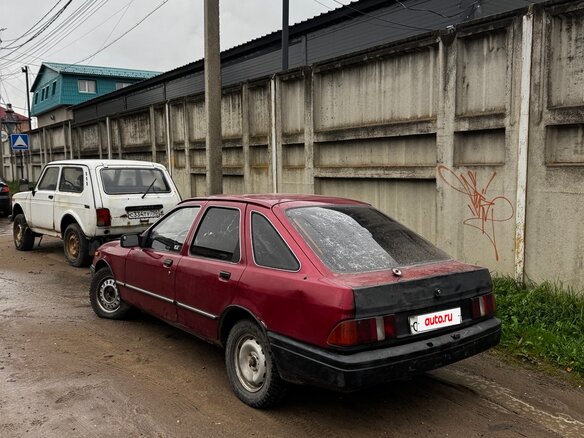 1984 Ford Sierra I, красный - вид 6