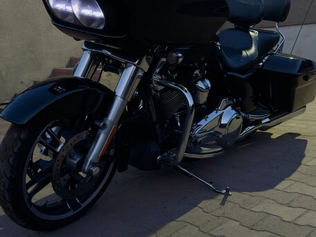 2019 Harley-Davidson Road Glide, чёрный, 1410850 рублей, вид 5