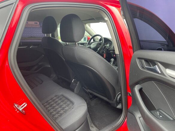 2014 Audi A3 III (8V), красный, 1200000 рублей - вид 12