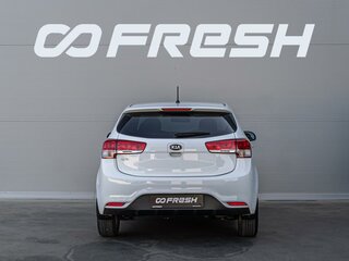 2016 Kia Rio III Рестайлинг, белый, 1165000 рублей, вид 4